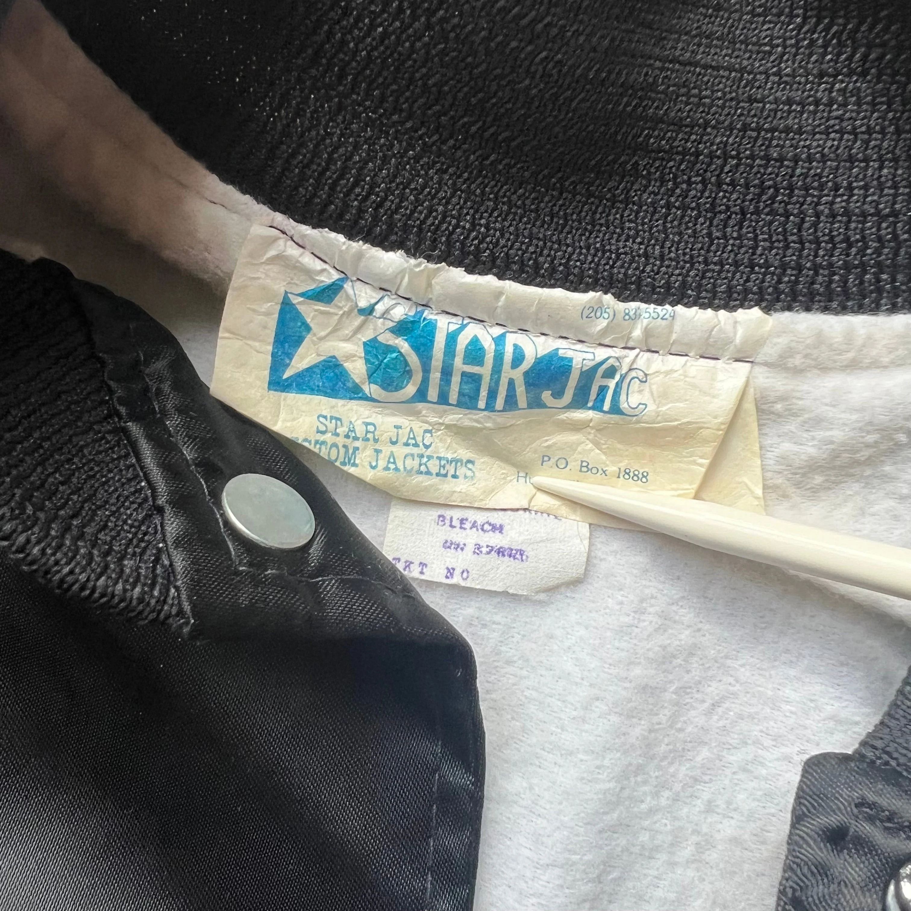 1980's Hank WIlliams Jr and The Bama Band Vintage Country Music Tour Satin Jacket - Image 3