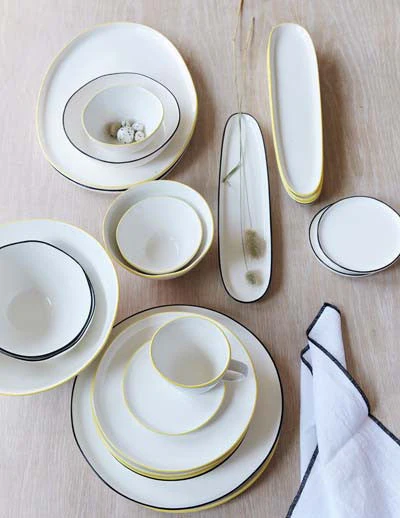 Abbesses Medium Bowl Black Rim - Set of 4 - Image 8